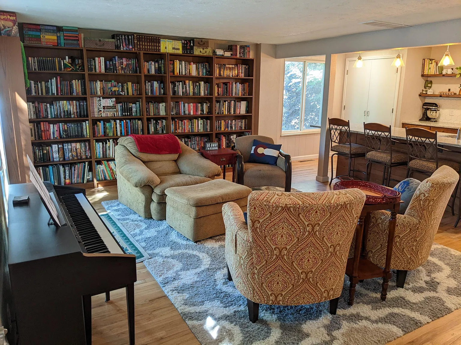 3 bed, 1650 sqft, $2,500 — Photo 2