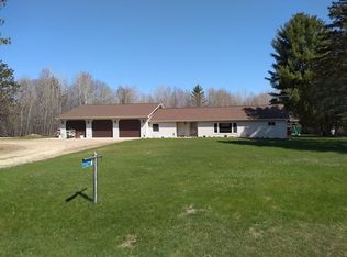 E11194 State Road 156, Clintonville, WI 54929