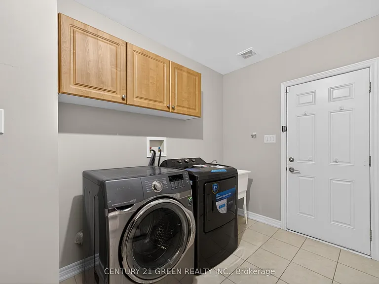 50 Bellcrest Rd — Photo 17