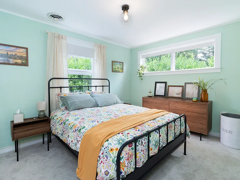 24 Hamilton Dr — Photo 23