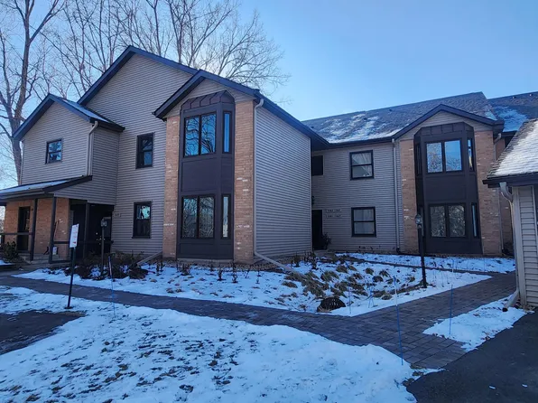 11061 Oregon Cir #66, Bloomington, MN 55438