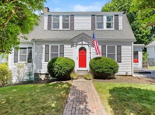 51 Governor Long Rd, Hingham, MA 02043