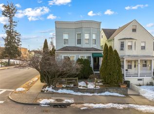 42 Parsons St, Yonkers, NY 10701