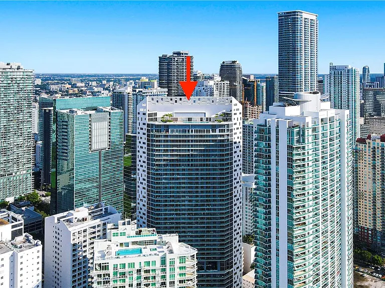 1300 Brickell Bay Dr #10 — Photo 4