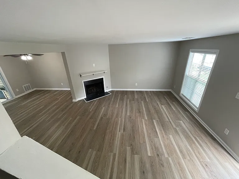 3555 Kennesaw Station Dr NW — Photo 2