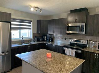 222 NW Skyview Ranch Blvd NE, Calgary, AB T3N0K9