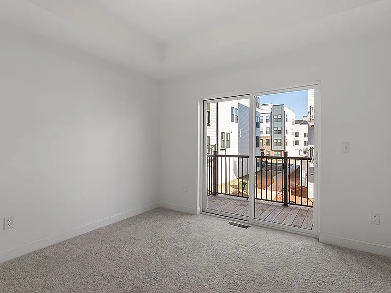 3 bedroom with balcony. Can be used as bedroom or office