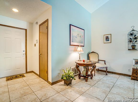 4th image of 4958 Timber Trace St