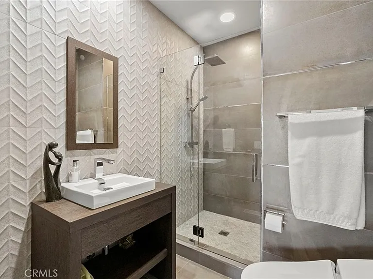 346 Y Pl — Photo 14