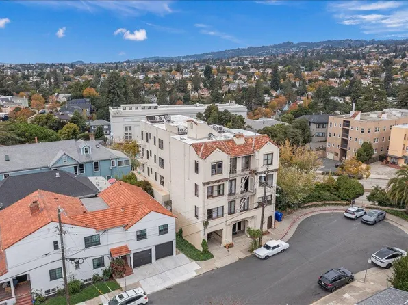 Emerson St, Oakland, CA 94610