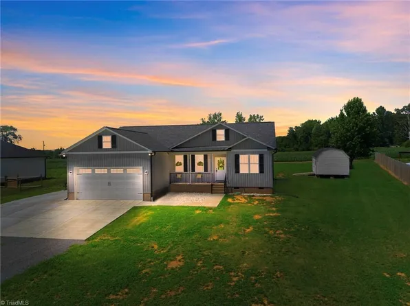 140 Smoke Ln, Salisbury, NC 28147
