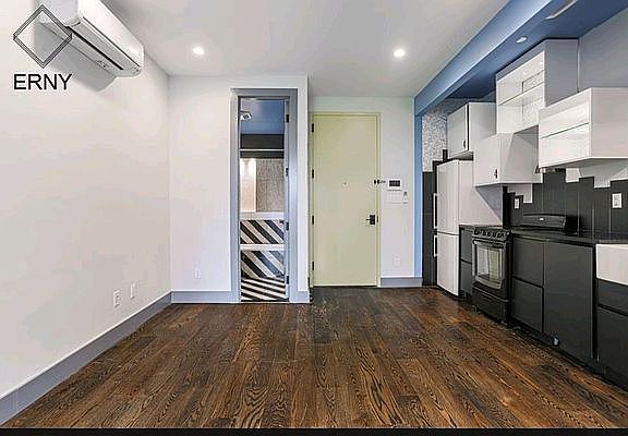 5th image of 114 Jefferson St #3D