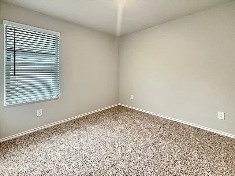 5544 Flannel Ln — Photo 6