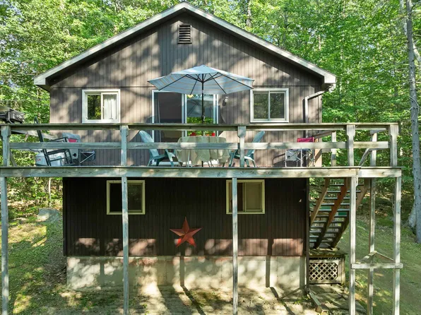 13 Valley Road, Tuftonboro, NH 03816