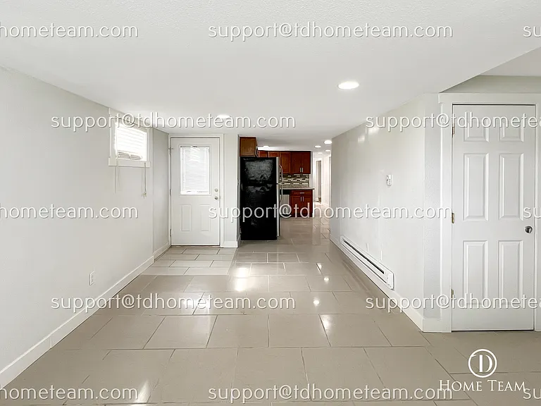 5302 S Pine St — Photo 8