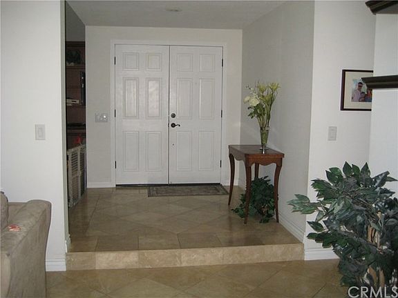 Beautiful, Formal Travertine Entry!