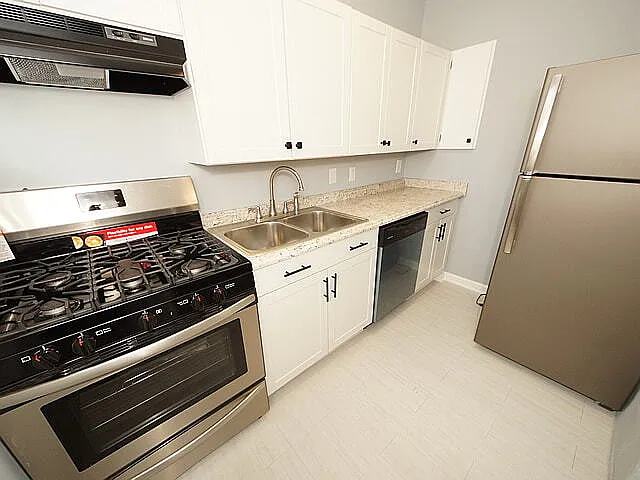 98 Sans Souci St #B — Photo 20