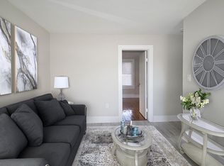 114 William St, Springfield, MA 01105