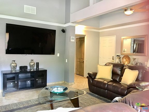 3rd image of 2345 S Cherokee Way Unit 152