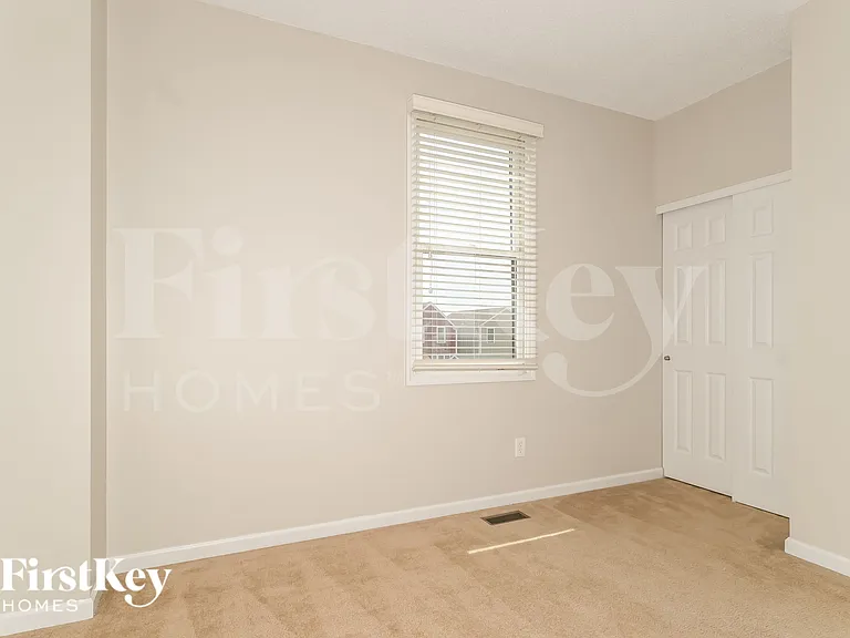 3455 Hiram St — Photo 9