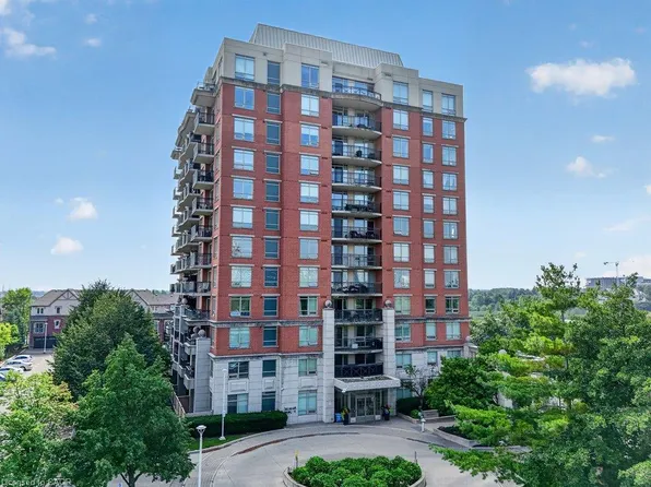 2325 Central Park Dr #604, Oakville, ON L6H 0E2
