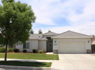 2737 N Sallee Ct, Visalia, CA 93291