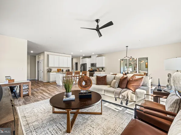 117 Painters Way, Pottstown, PA 19465