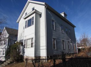 110 Park St, Fall River, MA 02721