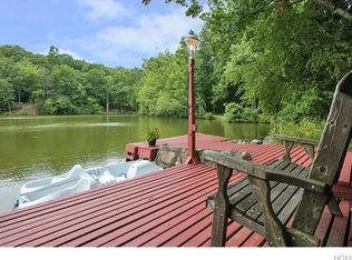 2 Sunset Rd, Sloatsburg, NY 10974