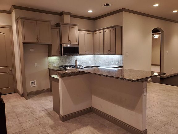 5th image of 2321 Crystal Falls Dr