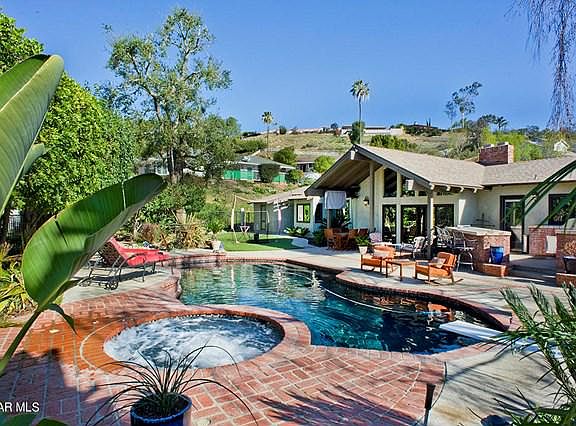 2nd image of 1163 Camino Magenta