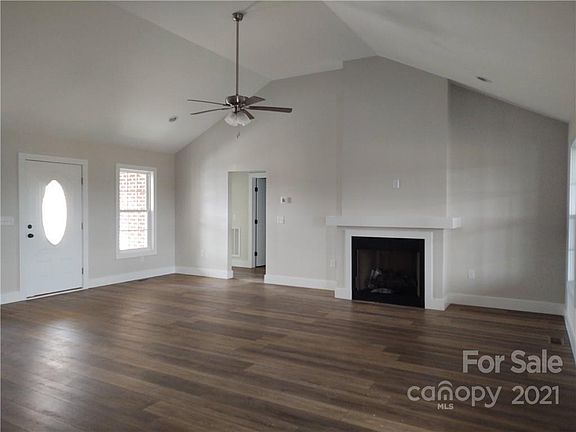 2nd image of 116 Richmond Ct
