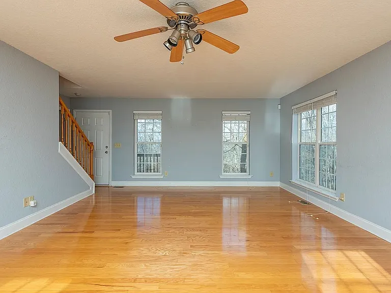 781 Parker Farm Rd — Photo 8