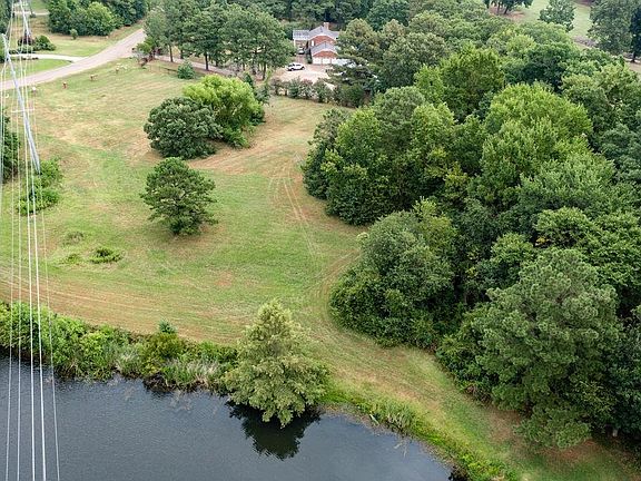 4th image of 5 Dogwood Lake Dr
