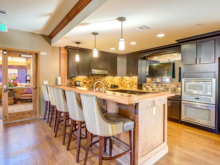 Clubhouse Kitchen