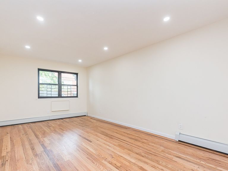 5815 Maspeth Ave Maspeth, NY, 11378 Apartments for Rent Zillow