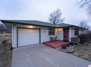4527 O St, Omaha, NE 68117