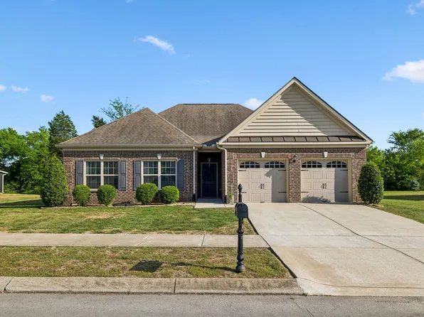 1446 Woodside Dr, Lebanon, TN 37087