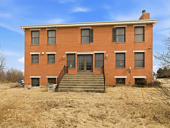 3rd image of 3837 E 30th Rd