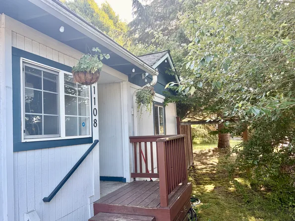 1108 Center Rd, Everett, WA 98204