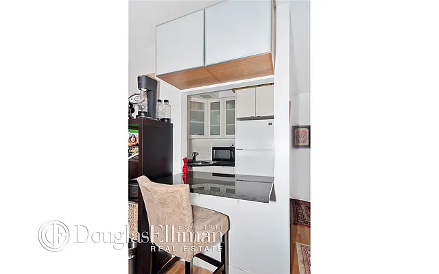 Rented by Douglas Elliman | media 32