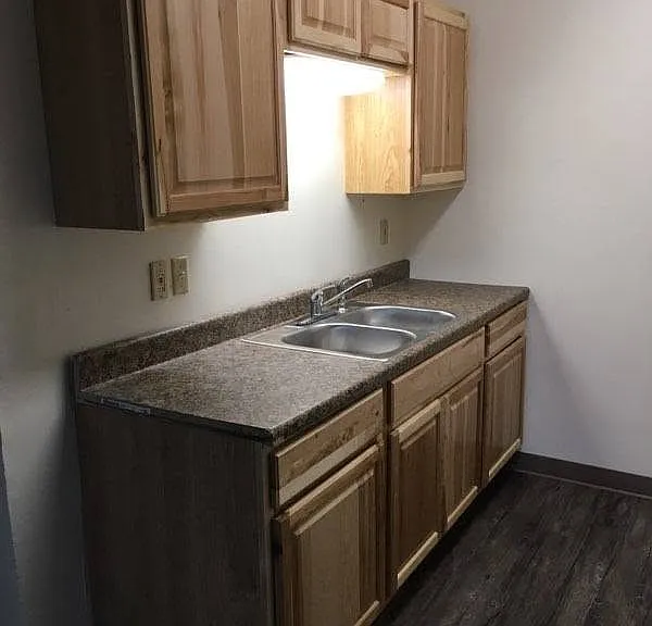 51 E Main St #D — Photo 5