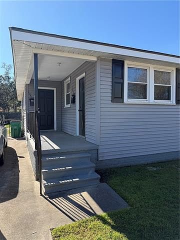 1st image of 10528 Alan St