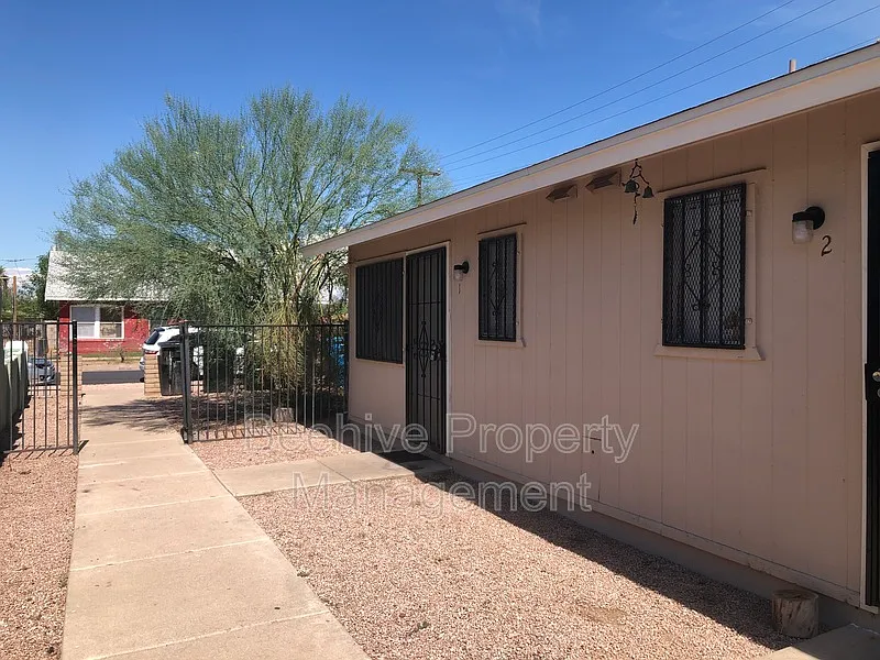 1 bed, 1.0 bath, 496 sqft, $799 — Photo 3