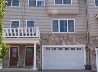 2 White Oak Ln #2, Aberdeen, NJ 07747