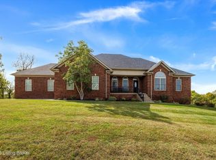 191 Kingsmill Dr, Fisherville, KY 40023