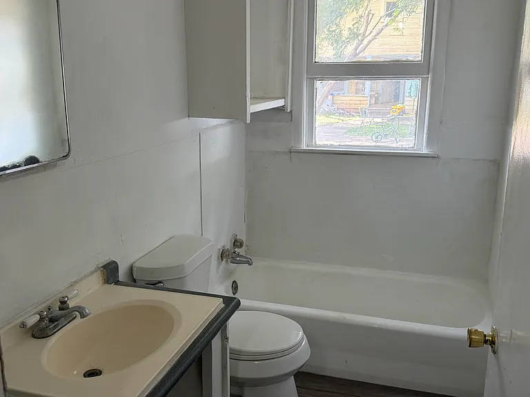 803 Cherry St — Photo 30