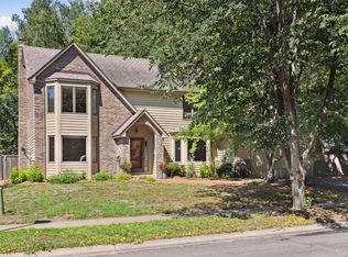 13535 Pennock Ave, Apple Valley, MN 55124