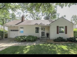 5313 Ash St, Roeland Park, KS 66205