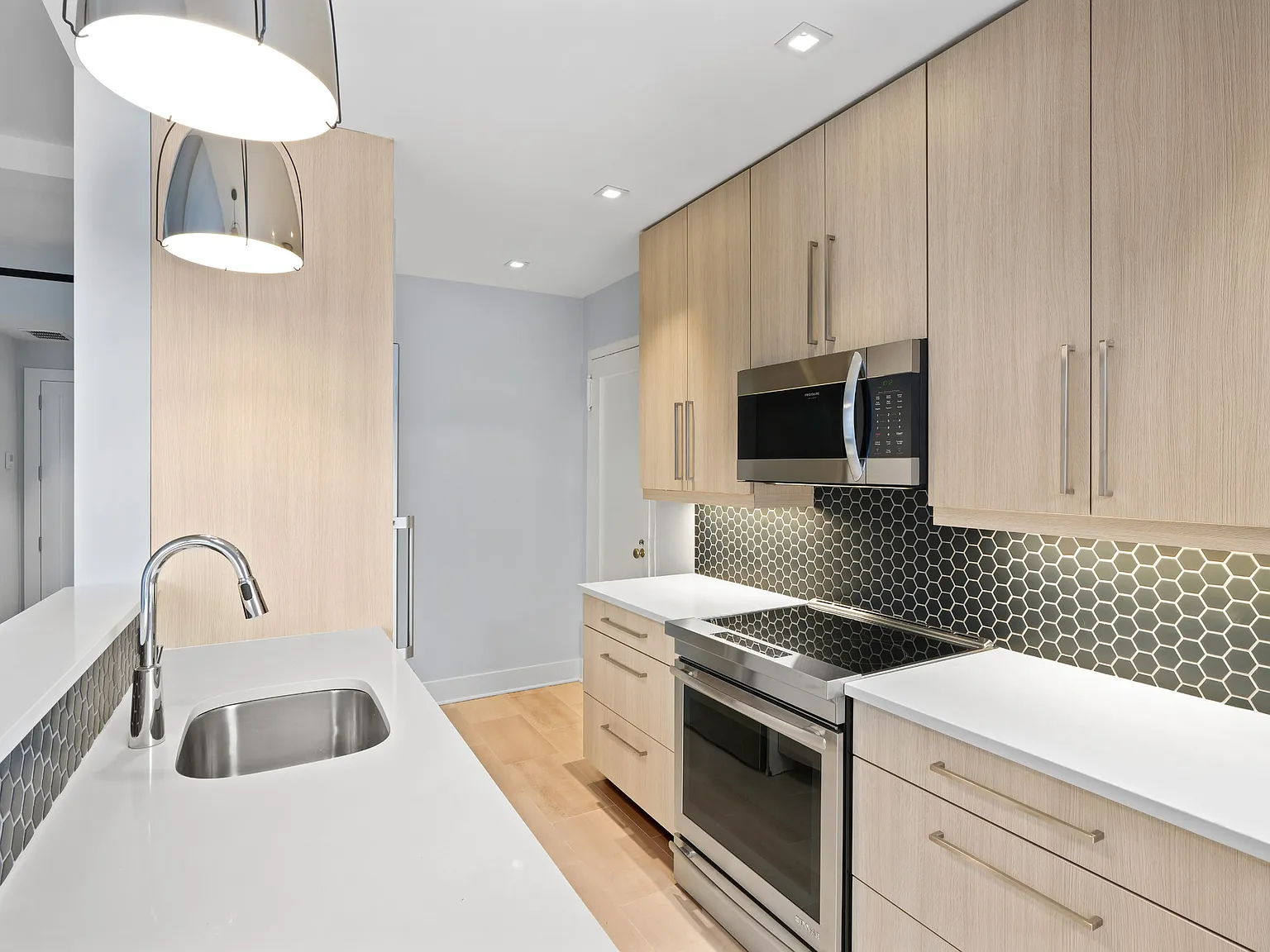 151 East 80th Street — Photo 4